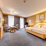 Steinfeld Hotel 4*