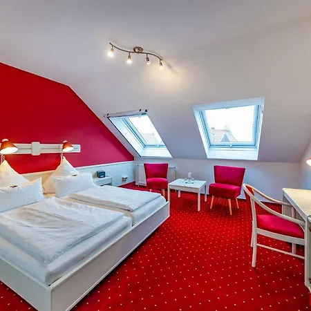 Steinfeld Hotel 4*