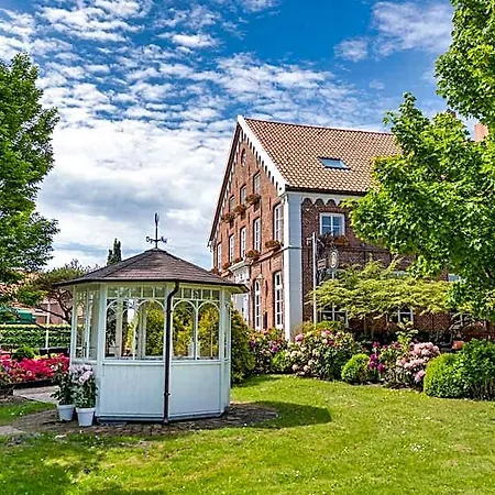 Steinfeld Hotel 4*
